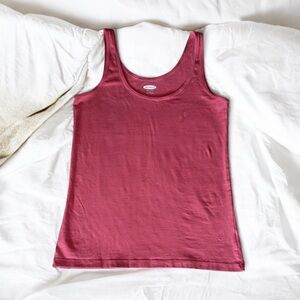 Old Navy Fitted Sleeveless Tank Top